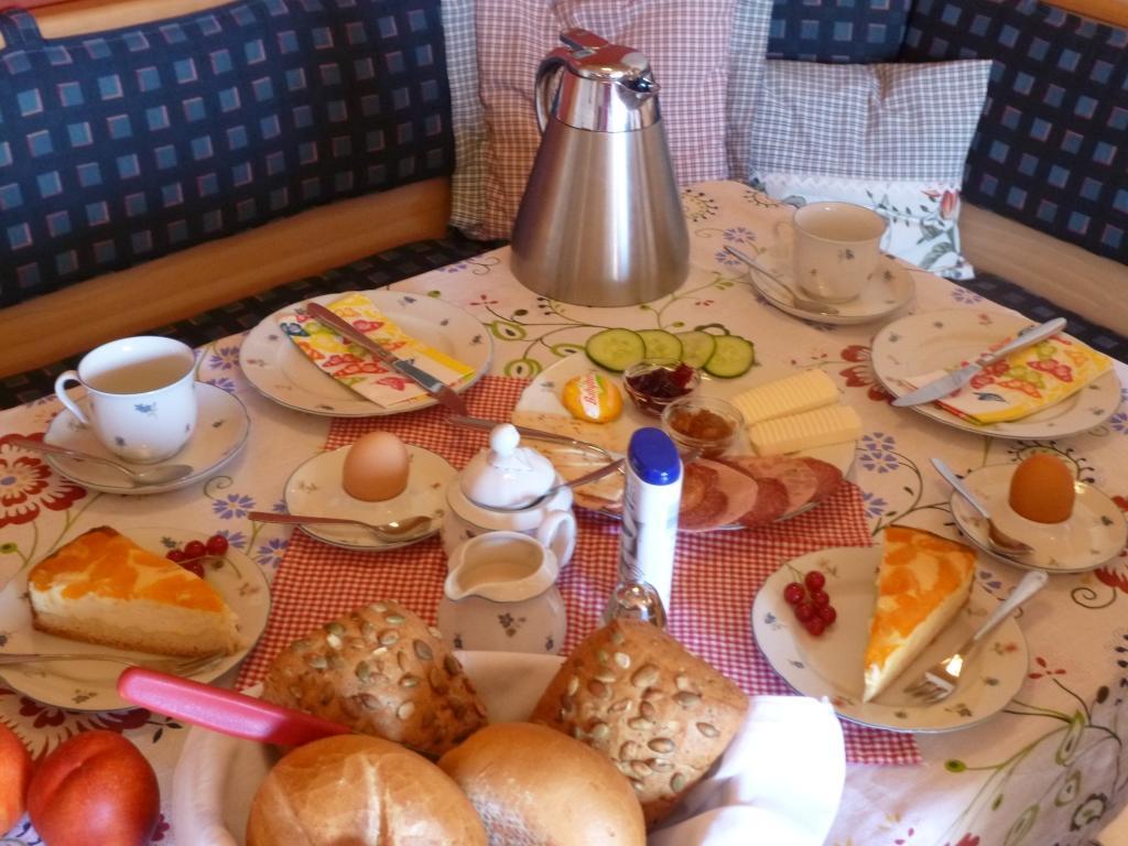 Gastehaus Fischer Otel Eschlkam Dış mekan fotoğraf